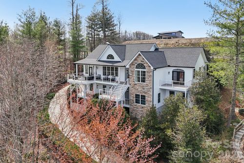 1409 Woodsong Dr, Hendersonville, NC, 28791-2334 | Card Image