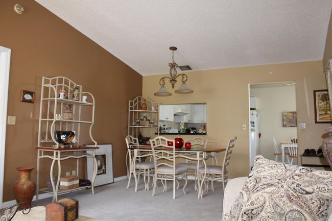 APT-201 - 7609 Tahiti Ln, Condo with 2 bedrooms, 2 bathrooms and null parking in Lake Worth FL | Image 7