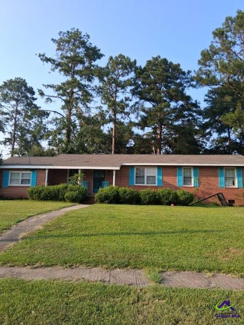 150 San Michael Dr, Fort Valley, GA, 31030-6931 | Card Image