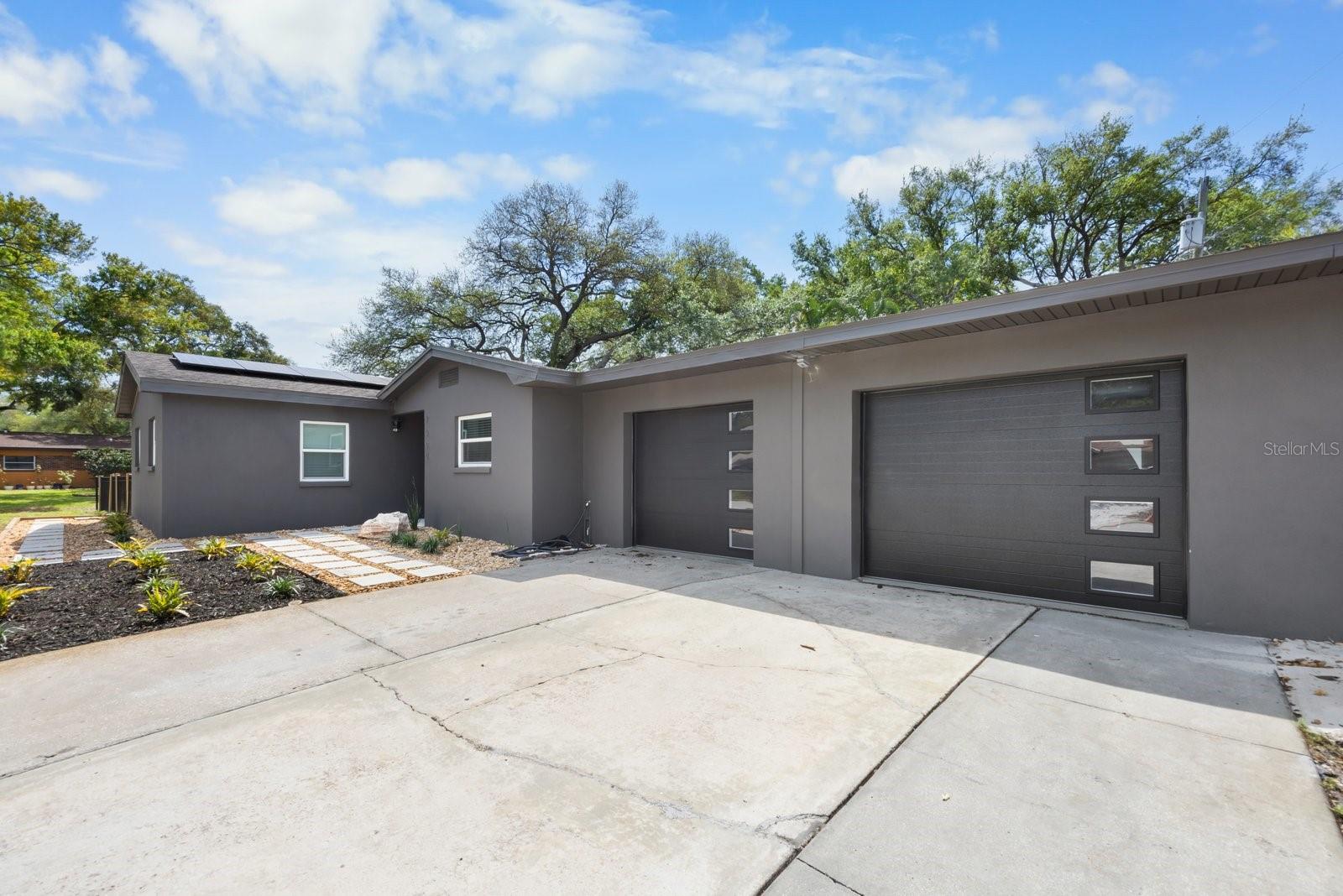 13th Ave, Saint Petersburg, FL 33710