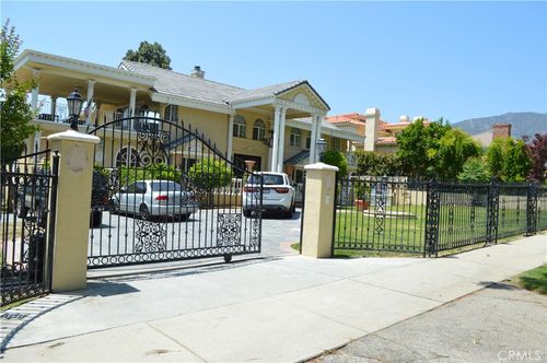 2215 N Euclid Ave, Upland, CA, 91784-1305 | Card Image