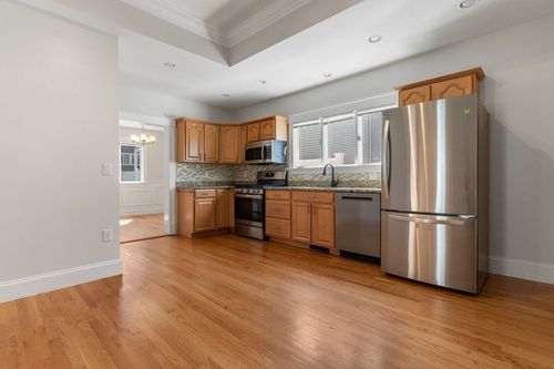 1-102 Jaques St, Somerville, MA, 02145-1806 | Card Image