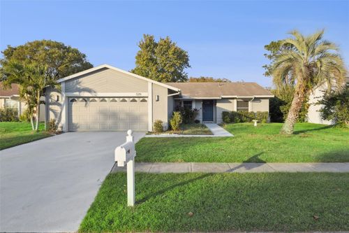 5119 Lazy Lake Cir, ORLANDO, FL, 32821-8838 | Card Image