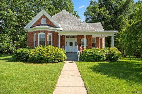 102 Moseley St, La Crosse, VA, 23950-2123 | Card Image