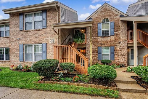 312 Waterfront Pl, Washingtn Twp, OH, 45458-3868 | Card Image