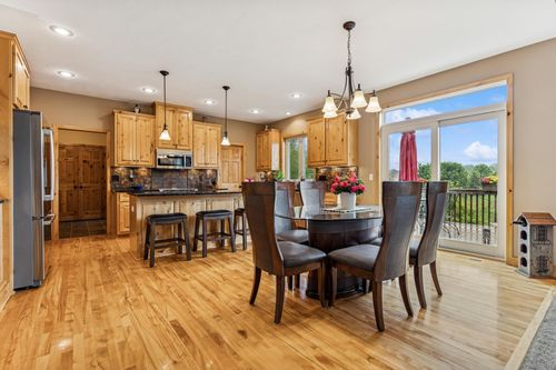 17623 Grist Ct Sw, Prior Lake, MN, 55372-4601 | Card Image