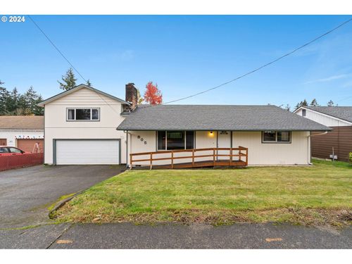 805 N 16th Ave, Kelso, WA, 98626 | Card Image