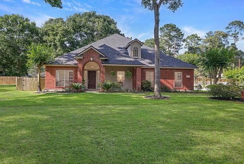 2327 Carriage Run E, Conroe, TX, 77384-3305 | Card Image