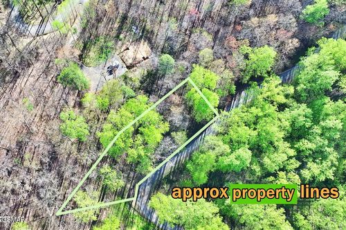 6 Emerald Springs Loop, Sevierville, TN, 37862-8623 | Card Image