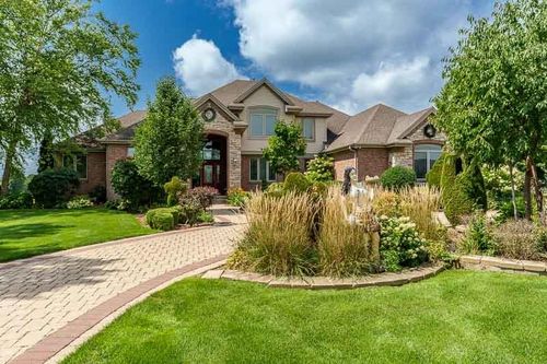 128 Titleist Trl, Poplar Grove, IL, 61065-7808 | Card Image