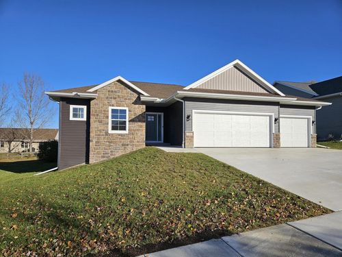 1270 Black River Ct, WHITEWATER, WI, 53190-2682 | Card Image