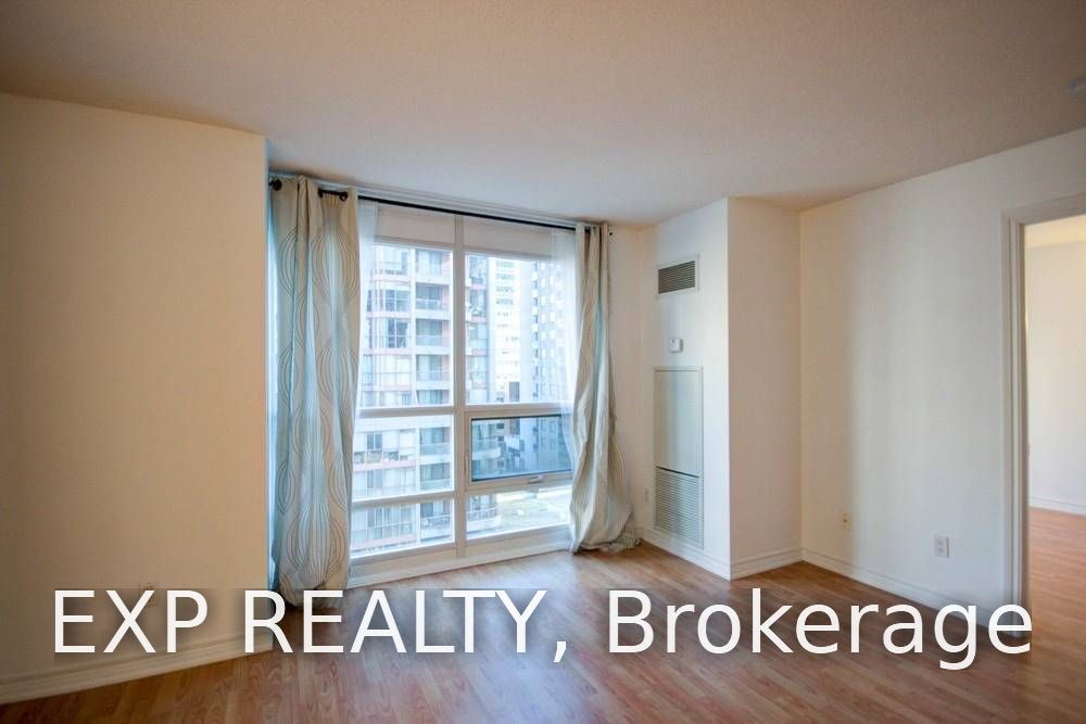 Residential Lease in Toronto C01 3