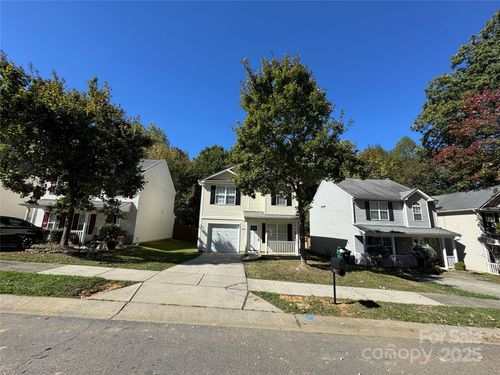 5412 Henderson Oaks Dr, Charlotte, NC, 28269-1783 | Card Image