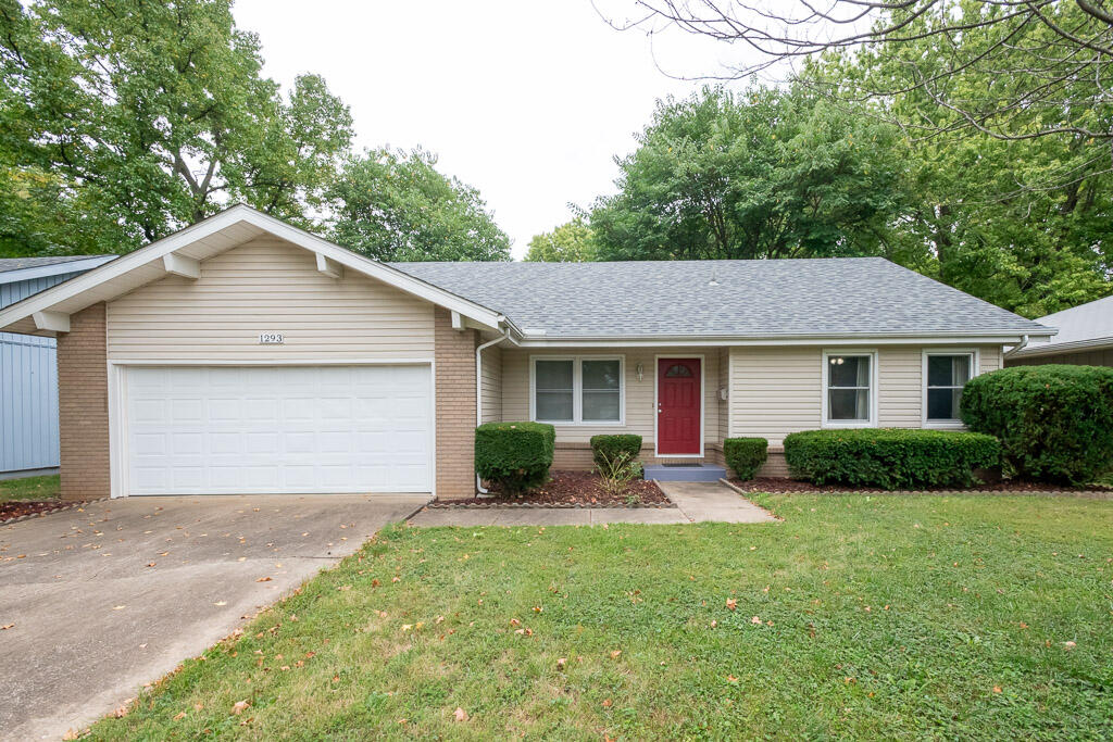 Sunset St, Springfield, MO 65804
