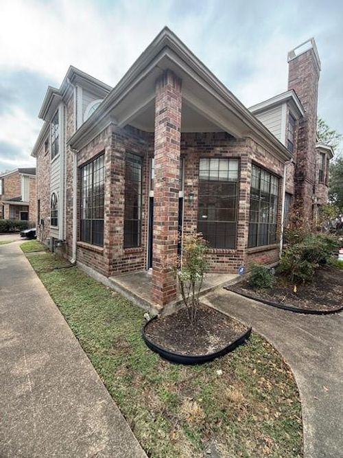 apt-271-8888 Benning Dr, Houston, TX, 77031-2422 | Card Image