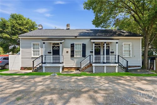 526 E Gwinnett Ln, savannah, GA, 31401-5904 | Card Image