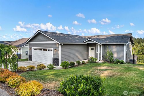 7634 E Montana St, Port Orchard, WA, 98366 | Card Image