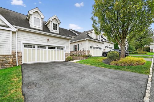 19 Turnberry Ct, Monroe, NY, 10950-5574 | Card Image