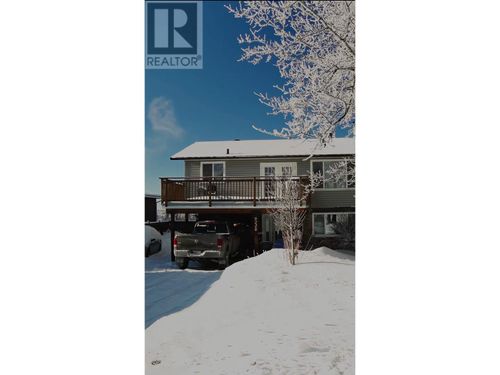 9220 89 St, Fort St. John, BC, V1J4Y9 | Card Image