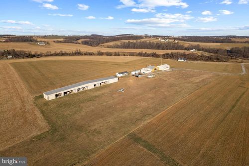 3354 Warner Rd, BROGUE, PA, 17309-9408 | Card Image