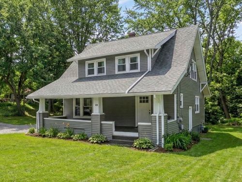 60 Lower Westfield Rd, Holyoke, MA, 01040-2712 | Card Image