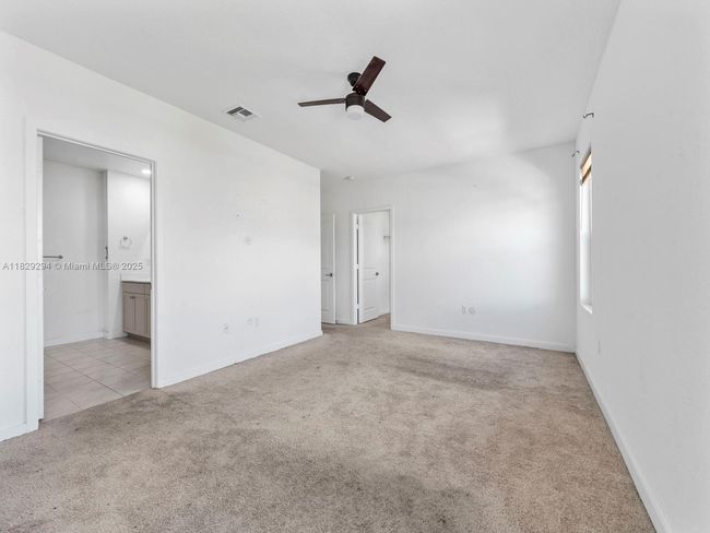 619 Ne 5 Th St, House other with 5 bedrooms, 3 bathrooms and null parking in Florida City FL | Image 21