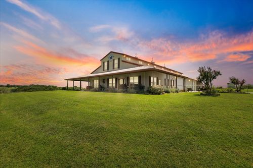 2801 Agnes Cir, Springtown, TX, 76082-5898 | Card Image