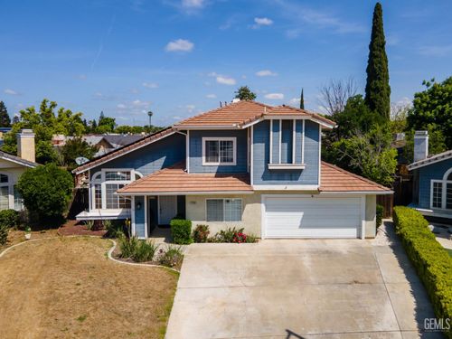 3700 Tracey Ct, Bakersfield, CA, 93311-2264 | Card Image