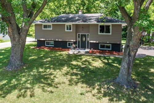 1415 County Road E W, Arden Hills, MN, 55112-3652 | Card Image
