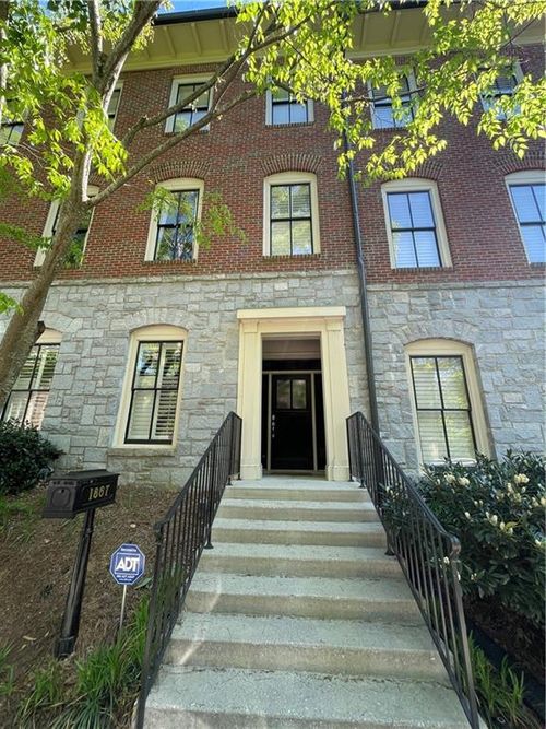 1867 Gordon Mnr Ne, Atlanta, GA, 30307-2320 | Card Image