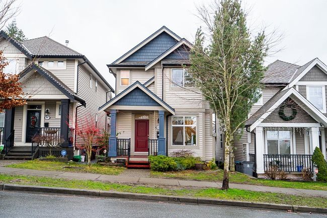 6191 150 Street, House other with 5 bedrooms, 3 bathrooms and null parking in Surrey BC | Image 2
