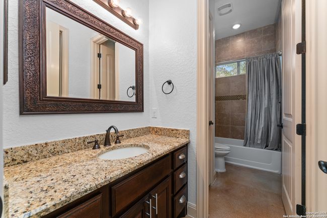 574 Deep Water Dr, House other with 3 bedrooms, 3 bathrooms and null parking in Spring Branch TX | Image 29