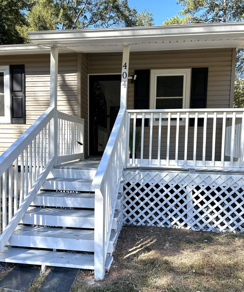 404 Starkes St, Anderson, SC, 29625-2240 | Card Image
