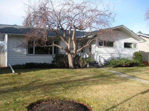 31 Gateway Drive Sw, Calgary, AB, T3E4J8 | Card Image