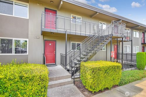unit-c302-1102 S 27th St, Tacoma, WA, 98409-8054 | Card Image