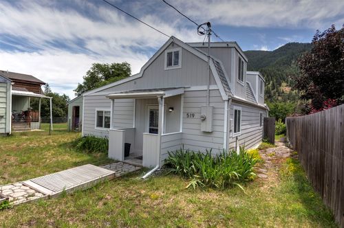 519 Iowa Ave, Missoula, MT, 59802-5512 | Card Image