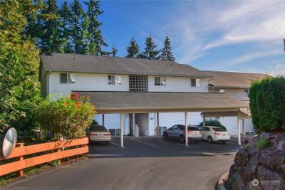 A-205 - 26318 Illinois Avenue Ne, Condo with 3 bedrooms, 1 bathrooms and 2 parking in Kingston WA | Image 1