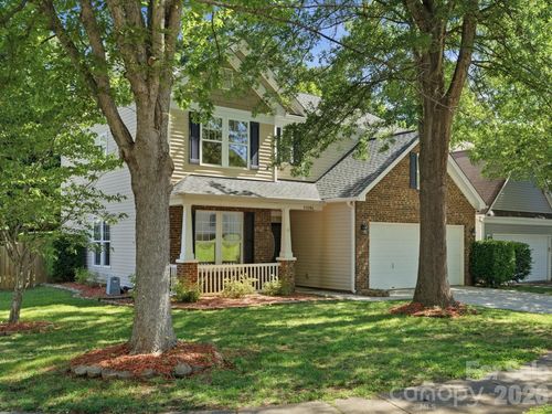 10094 Paisley Dr, Charlotte, NC, 28269-2293 | Card Image
