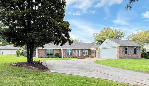 607 Holly Moore Dr, Pineville, LA, 71360-4538 | Card Image
