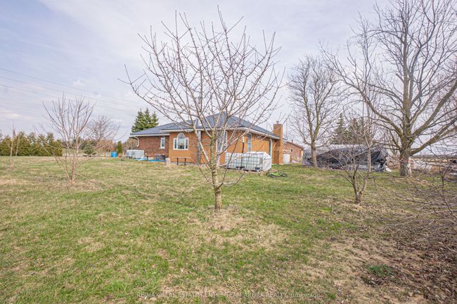 9386 10 Th Line, House other with 5 bedrooms, 3 bathrooms and 6 parking in Norval ON | Image 5