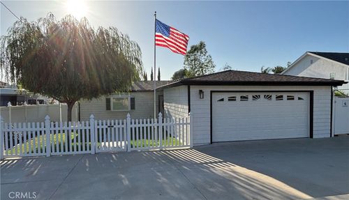 4411 Casa Loma Ave, Yorba Linda, CA, 92886-2338 | Card Image