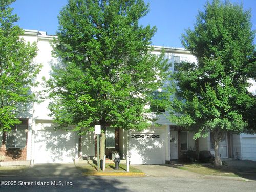 185 Aspen Knolls Way, Staten Island, NY, 10312-6631 | Card Image