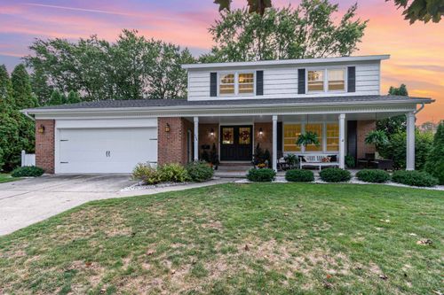 929 Mill St, Alma, MI, 48801-2166 | Card Image