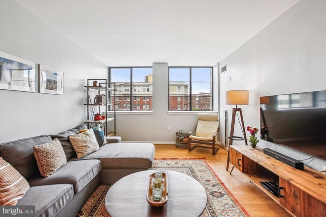 APT-604 - 1312 Massachusetts Ave Nw, Condo with 2 bedrooms, 1 bathrooms and null parking in WASHINGTON DC | Image 9