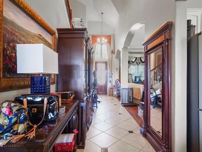 upon entering, your greater bu spacious, light-filled foyer featuring high ceilings. | Image 3