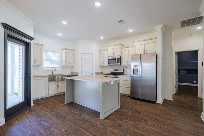 3823 Renee Pl, House other with 4 bedrooms, 2 bathrooms and 2 parking in Hahira GA | Image 9