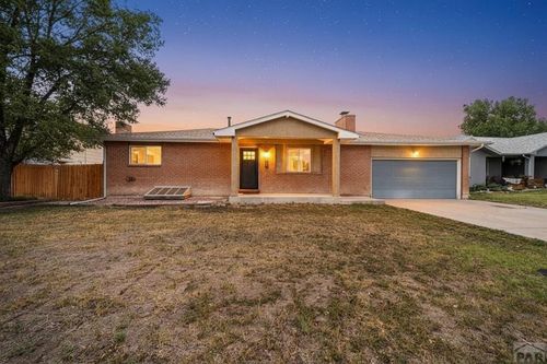 911 Candytuft Blvd, Pueblo, CO, 81001-1025 | Card Image
