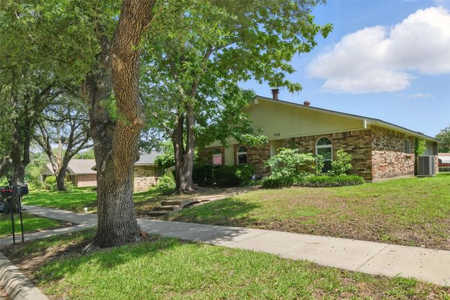6318 Green Valley Dr, House other with 3 bedrooms, 2 bathrooms and null parking in Garland TX | Image 31