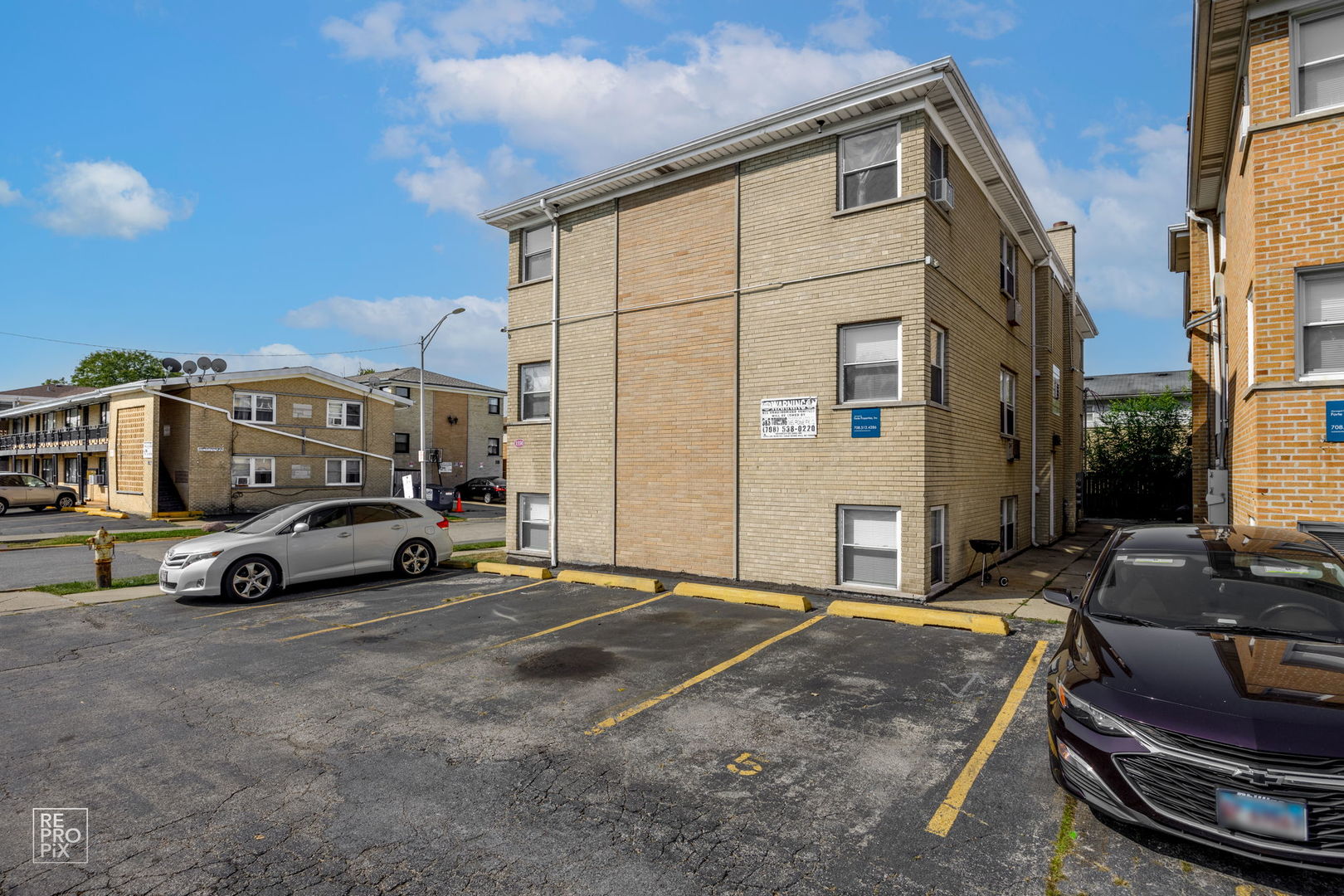 1E 1550 N 1st Avenue, For Rent in Melrose Park Zoocasa