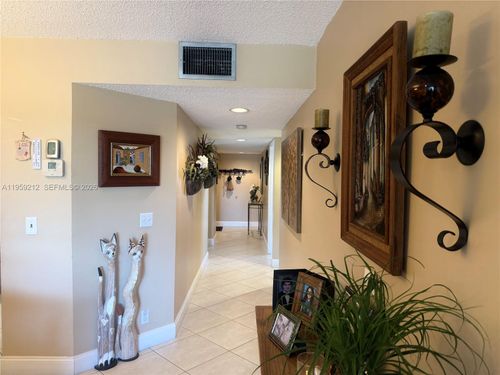401h-1100 Sw 130th Ave, Pembroke Pines, FL, 33027-6830 | Card Image